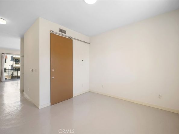 217 S Marengo 304, Pasadena CA 91101