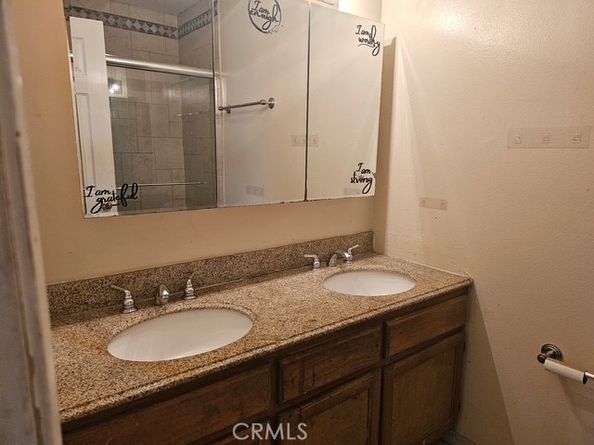7754 Via Rosa Maria, Burbank CA 91504