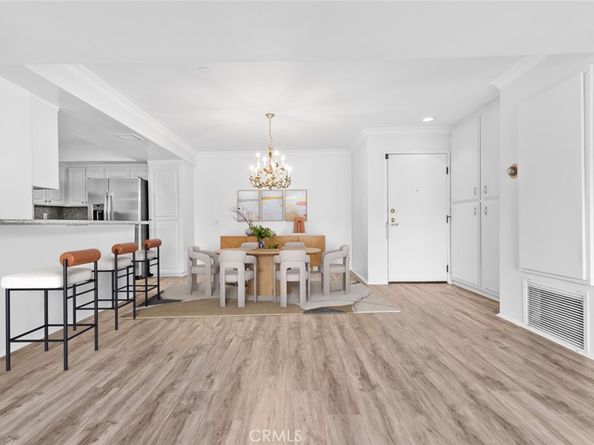 14804 Magnolia 6, Sherman Oaks CA 91403