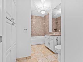 14804 Magnolia 6, Sherman Oaks CA 91403