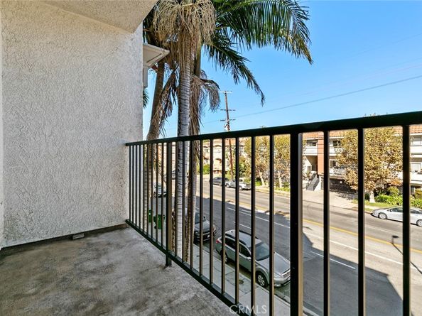 14804 Magnolia 6, Sherman Oaks CA 91403