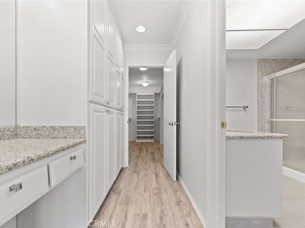 14804 Magnolia 6, Sherman Oaks CA 91403