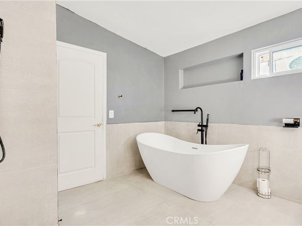 11200 Amestoy, Granada Hills CA 91344