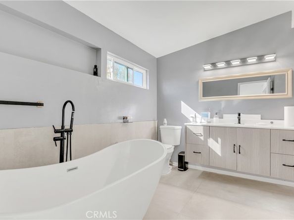 11200 Amestoy, Granada Hills CA 91344