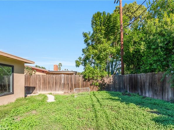 11200 Amestoy, Granada Hills CA 91344