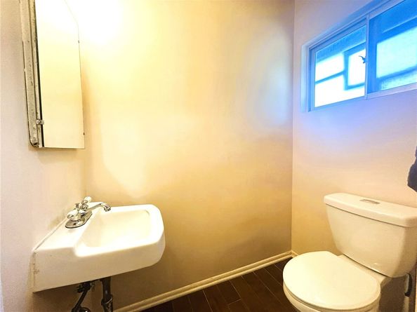 5406 Hazeltine Avenue, Sherman Oaks CA 91401