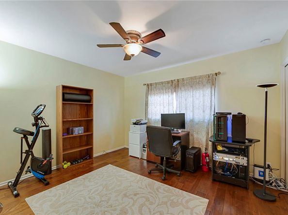 5406 Hazeltine Avenue, Sherman Oaks CA 91401