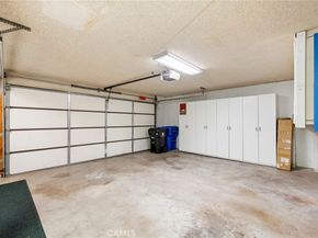 9555 Via Venezia, Burbank CA 91504