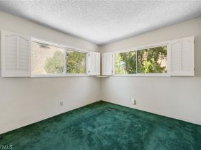 9555 Via Venezia, Burbank CA 91504