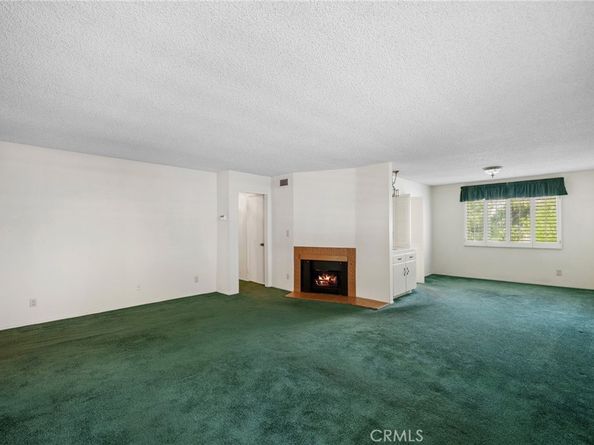 9555 Via Venezia, Burbank CA 91504