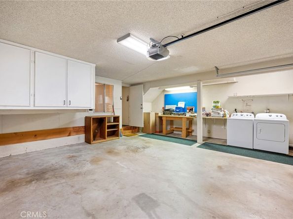 9555 Via Venezia, Burbank CA 91504