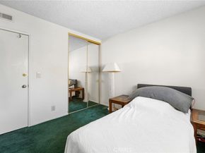 9555 Via Venezia, Burbank CA 91504