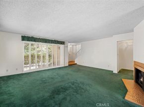 9555 Via Venezia, Burbank CA 91504