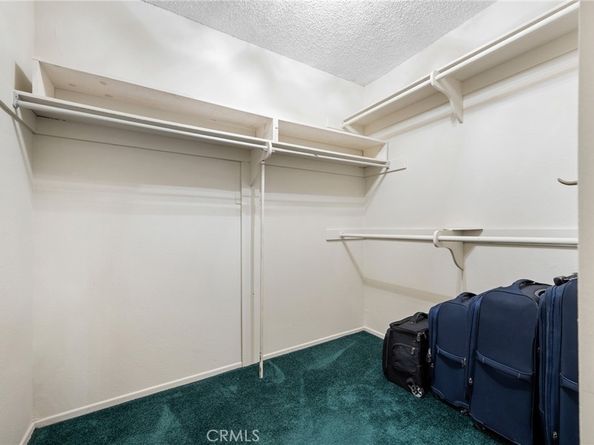 9555 Via Venezia, Burbank CA 91504