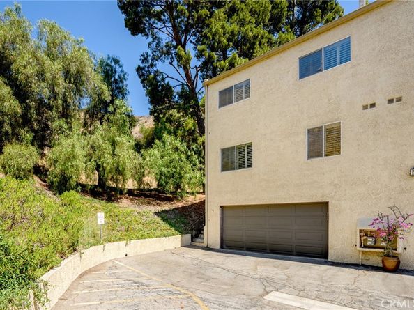 9555 Via Venezia, Burbank CA 91504