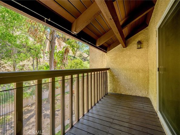 9555 Via Venezia, Burbank CA 91504