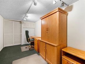 9555 Via Venezia, Burbank CA 91504