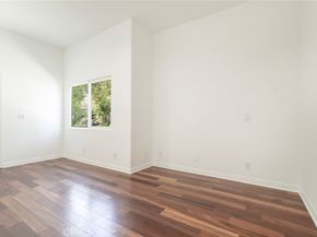 2644 E Chevy Chase Drive, Glendale CA 91206