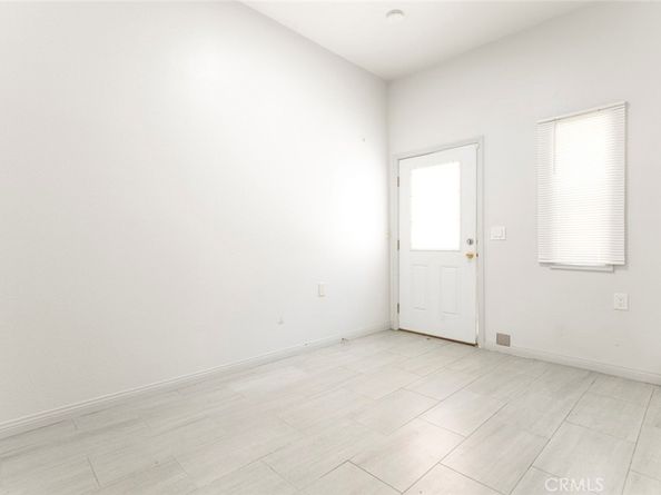 2644 E Chevy Chase Drive, Glendale CA 91206