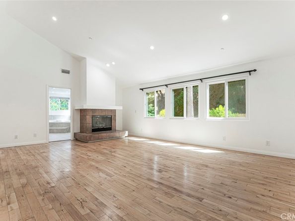 2644 E Chevy Chase Drive, Glendale CA 91206