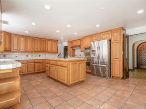 2644 E Chevy Chase Drive, Glendale CA 91206