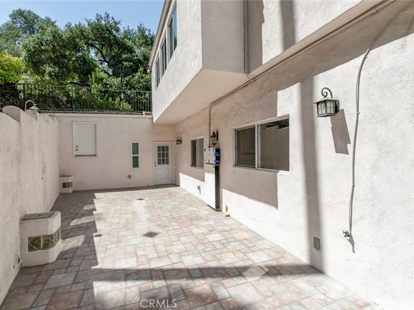 2644 E Chevy Chase Drive, Glendale CA 91206
