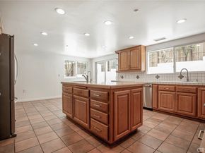 2644 E Chevy Chase Drive, Glendale CA 91206