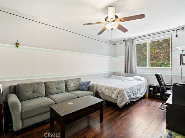 1438 Hillside Drive, Glendale CA 91208