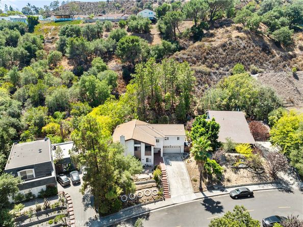 1438 Hillside Drive, Glendale CA 91208