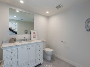 2111 Rimcrest Drive, Glendale CA 91207