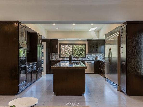 2111 Rimcrest Drive, Glendale CA 91207
