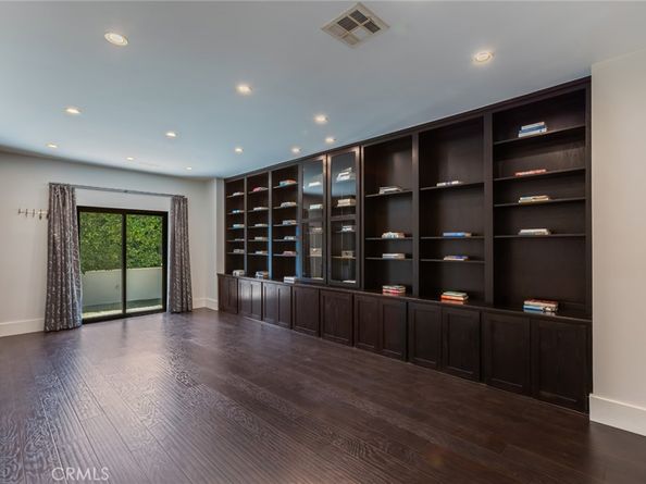 2111 Rimcrest Drive, Glendale CA 91207