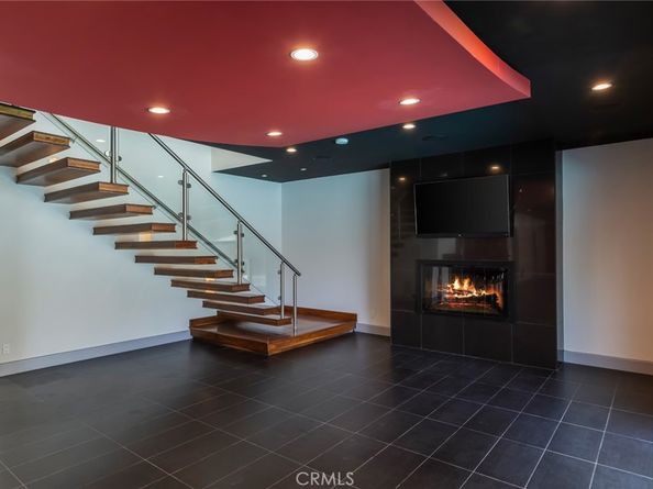 2111 Rimcrest Drive, Glendale CA 91207