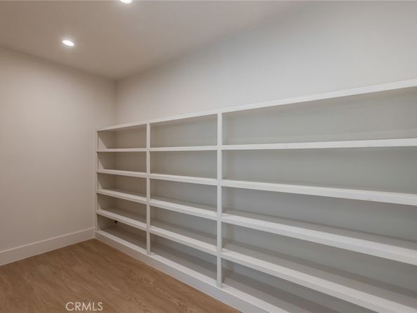 2111 Rimcrest Drive, Glendale CA 91207