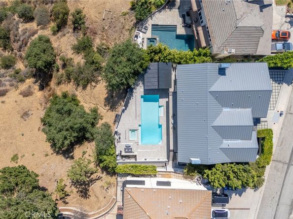 2111 Rimcrest Drive, Glendale CA 91207