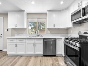 15814 Septo Street, North Hills (los Angeles) CA 91343