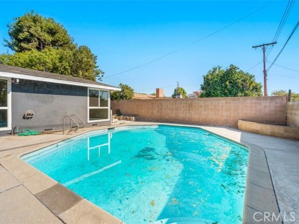 15814 Septo Street, North Hills (los Angeles) CA 91343