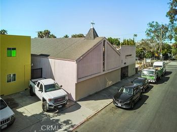 602 Broadway Street