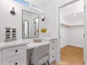 10900 Remmet Avenue, Chatsworth (los Angeles) CA 91311