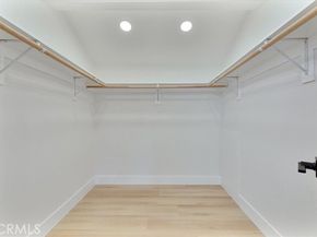 10900 Remmet Avenue, Chatsworth (los Angeles) CA 91311