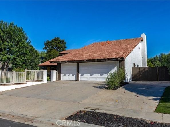 10900 Remmet Avenue, Chatsworth (los Angeles) CA 91311