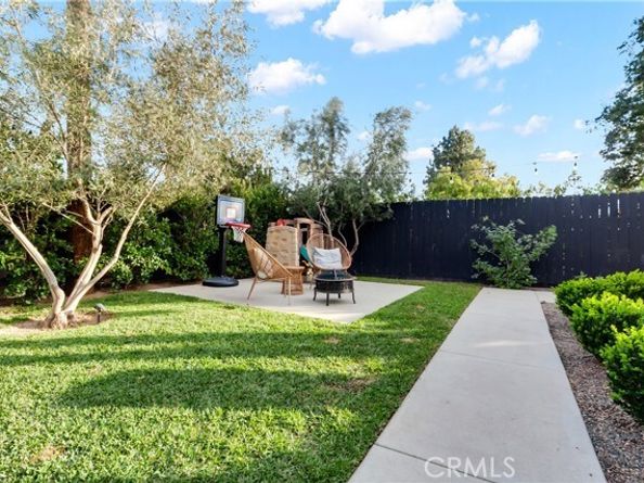 11432 Sophia Avenue, Granada Hills (los Angeles) CA 91344