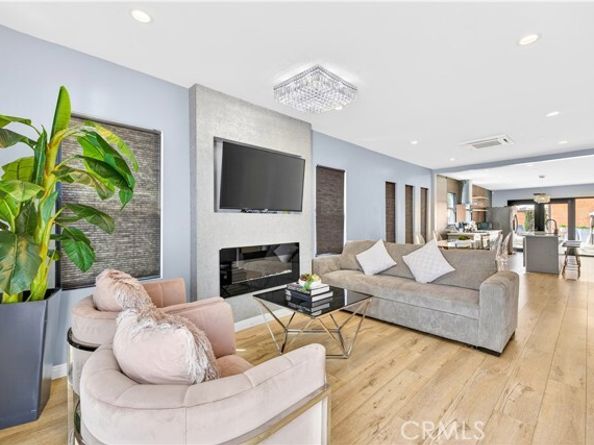 2615 Clyde, Los Angeles CA 90016