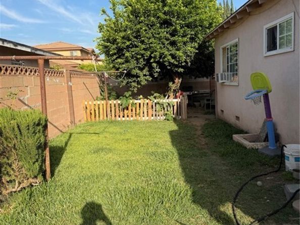 11823 Basye, El Monte CA 91732