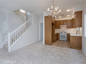 6840 De Celis Place 32, Van Nuys (los Angeles) CA 91406