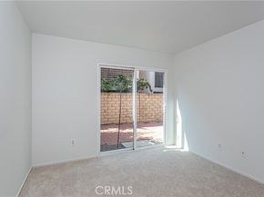 6840 De Celis Place 32, Van Nuys (los Angeles) CA 91406