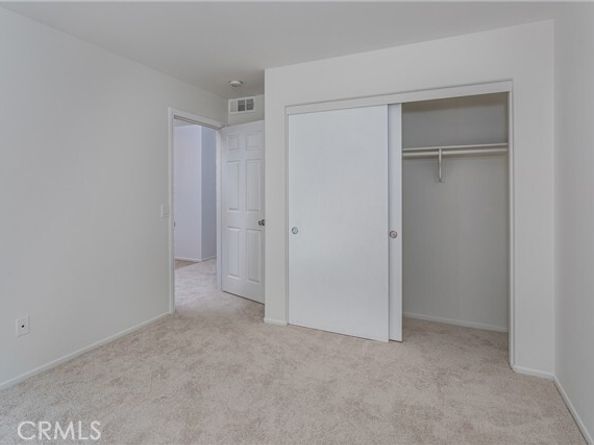 6840 De Celis Place 32, Van Nuys (los Angeles) CA 91406