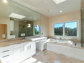 4918 Calvin Avenue, Tarzana (los Angeles) CA 91356