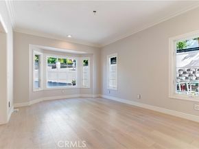 4918 Calvin Avenue, Tarzana (los Angeles) CA 91356