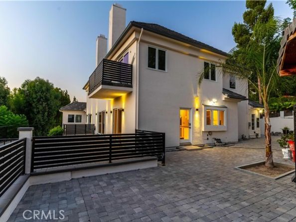 4918 Calvin Avenue, Tarzana (los Angeles) CA 91356